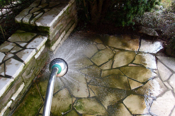 SL383444-nach dem Schrubben abspülen SL383444-nach dem Schrubben abspülen