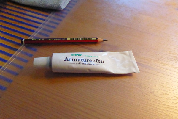 P1020181-Armaturenfett-600